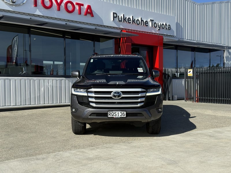 2026 Toyota Land Cruiser 300 VX 3.3DT 10AT 4WD SUV image 4