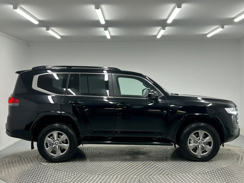 2026 Toyota Land Cruiser 300 VX 3.3DT 4WD image 4