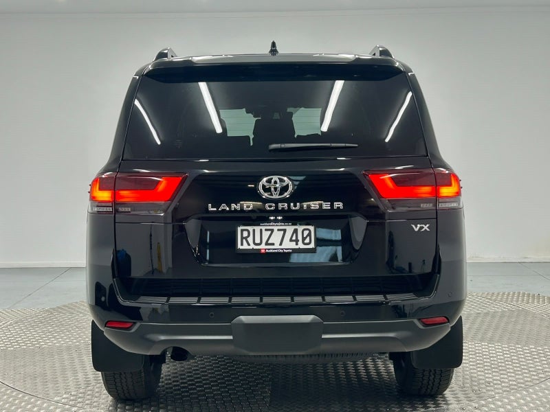 2026 Toyota Land Cruiser 300 VX 3.3DT 4WD image 5