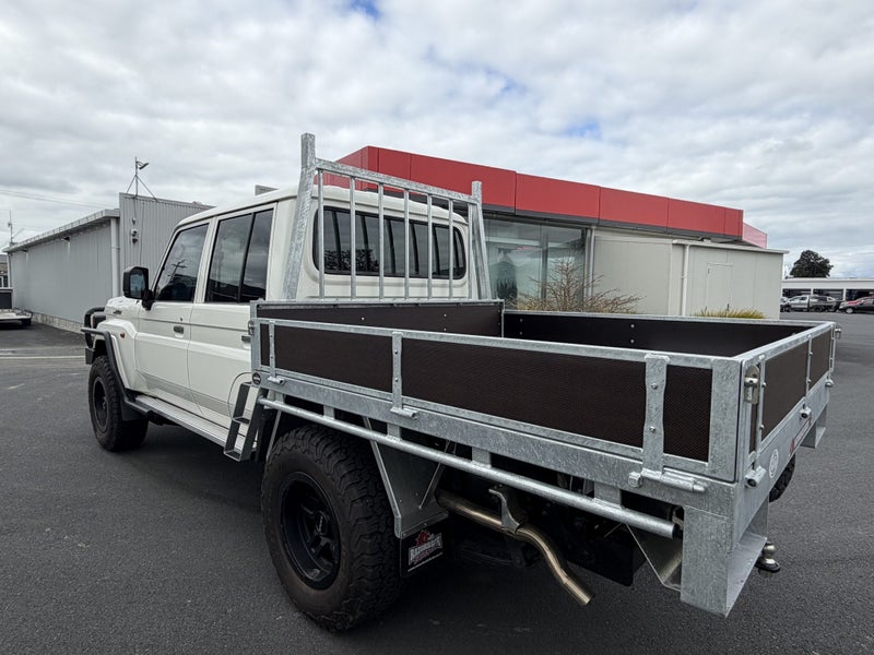 2026 Toyota Land Cruiser 70 LT 2.8DT 6AT 4WD DC... image 5
