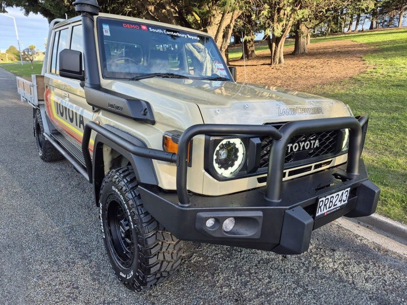 2026 Toyota Land Cruiser 70 LX 2.8DT 6AT 4WD DC... image 3