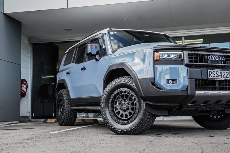 2026 Toyota Land Cruiser Prado ADV 2.8D Hybrid... image 2