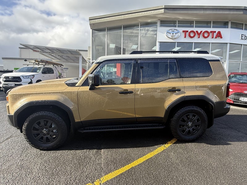 2026 Toyota Land Cruiser Prado ADV 2.8D Hybrid... image 2