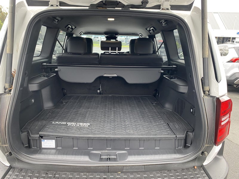 2026 Toyota Land Cruiser Prado Prado GXL 2.8D H... image 5