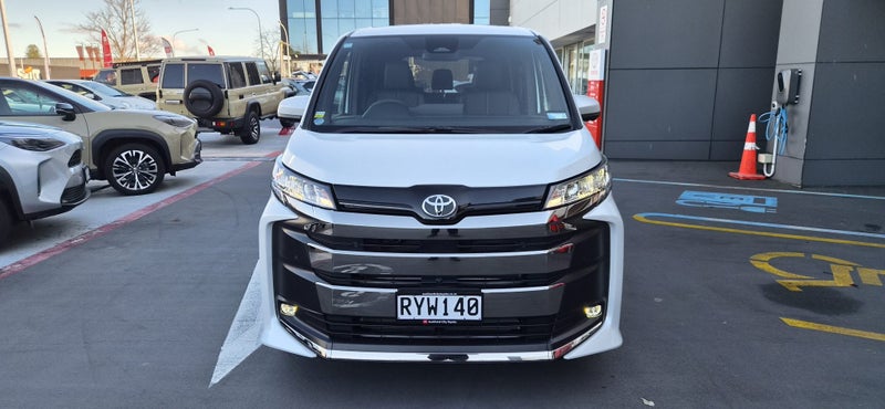 2026 Toyota Noah 1.8 Hybrid SZ 2WD Wagon 5 Dr C... image 3