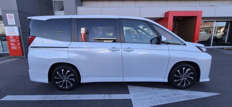 2026 Toyota Noah 1.8 Hybrid SZ 2WD Wagon 5 Dr C... image 4