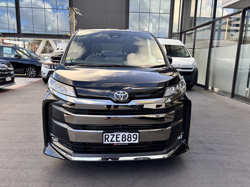 2026 Toyota Noah SZ 1.8 HYBRID image 4