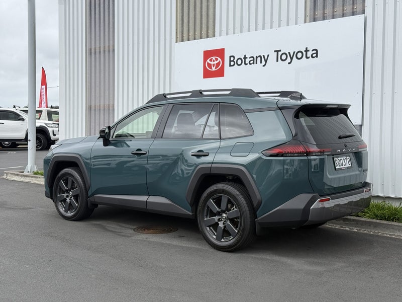 2026 Toyota RAV4 Adventure 2.5P HEV ECVT AWD SU... image 5