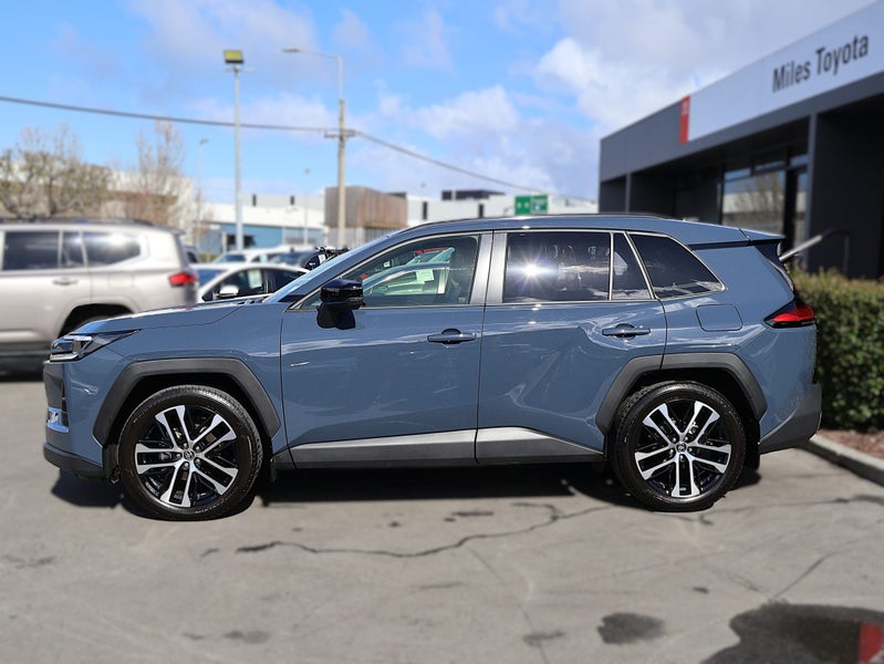 2026 Toyota RAV4 Limited 2.5 Hybrid AWD, New Sh... image 4