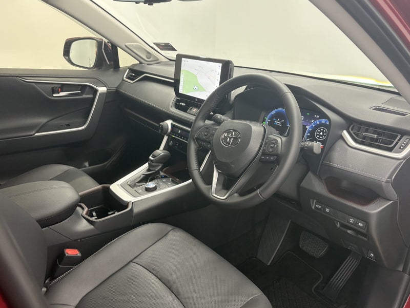 2026 Toyota RAV4 Limited 2.5Ph/4Wd/Hd image 4
