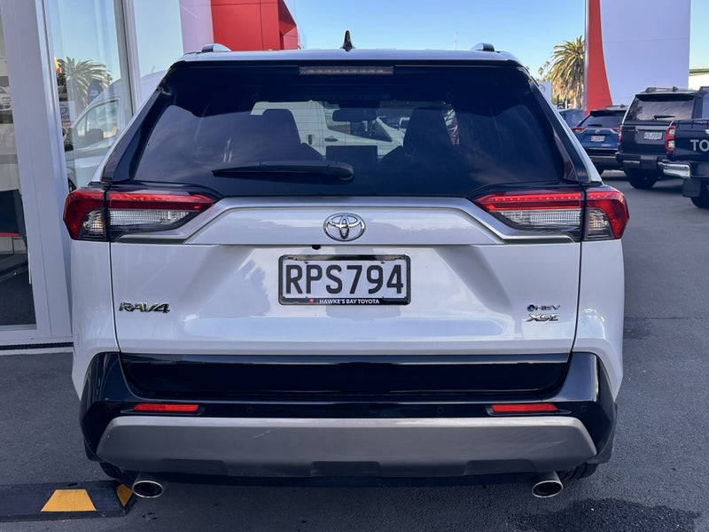 2026 Toyota RAV4 XSE 2.5P Hybrid Auto image 4