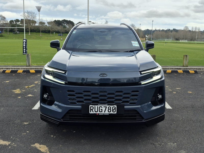 2026 Toyota RAV4 XSE 2.5P PHEV AWD image 2