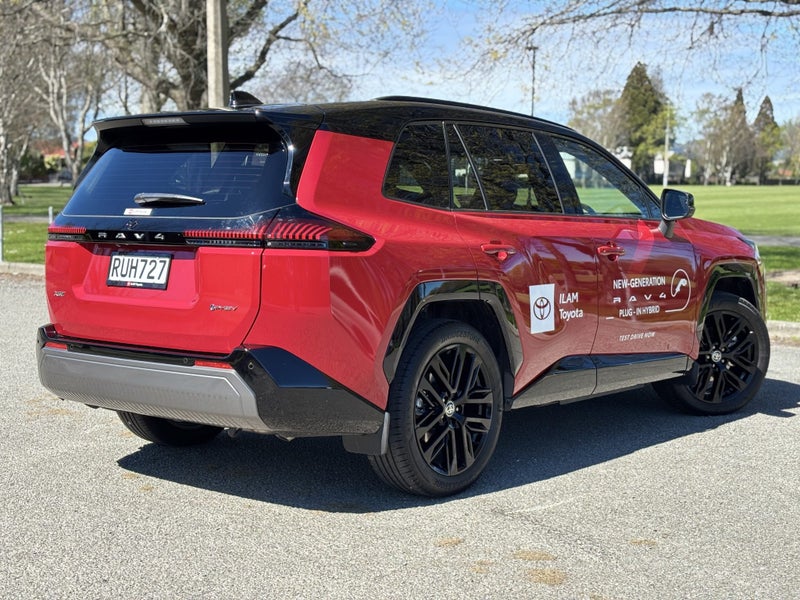 2026 Toyota RAV4 Xse Phev/Awd/Cvt image 5