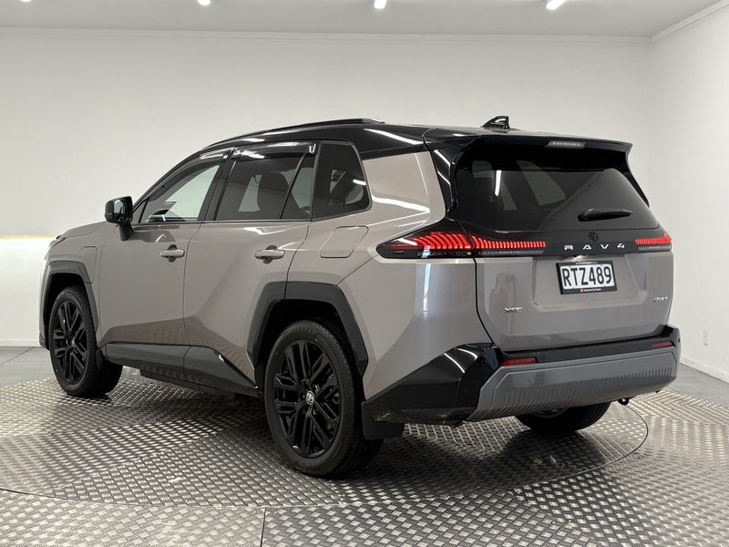2026 Toyota RAV4 Xse Phev/Awd/Cvt image 2