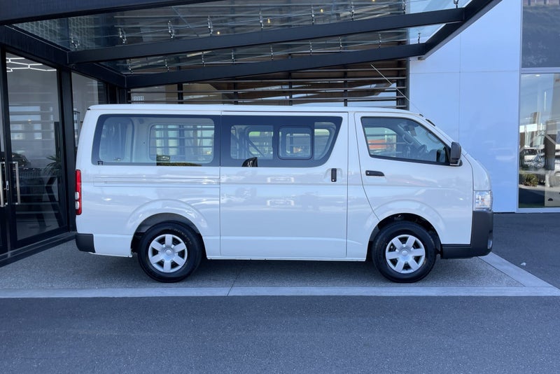 2026 Toyota Regius Ace 2.8 Turbo Diesel DX RWD Van image 5