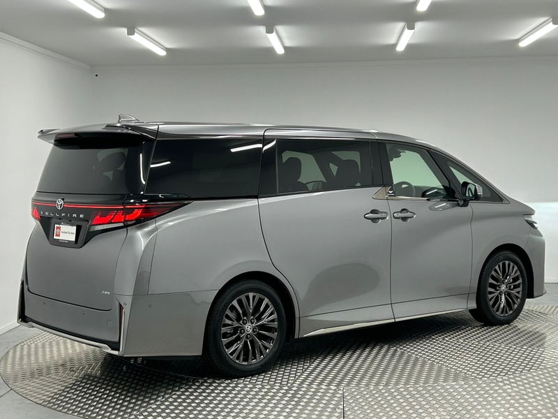 2026 Toyota Vellfire 2.5 Hybrid Z Premier image 3
