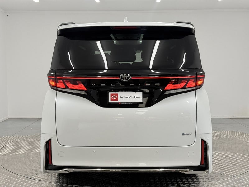 2026 Toyota Vellfire 2.5 Hybrid Z Premier image 4