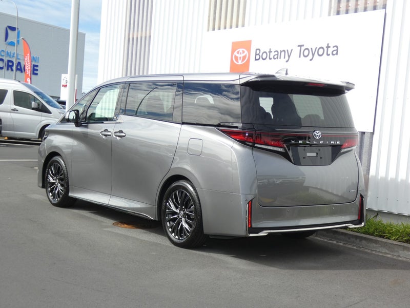 2026 Toyota Vellfire 2.5 Hybrid Z Premier image 3
