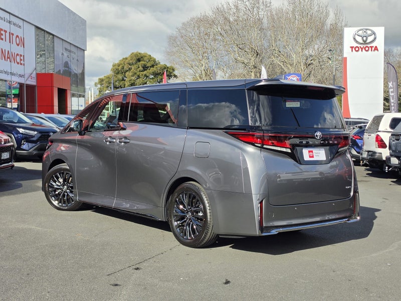 2026 Toyota Vellfire 2.5 Hybrid Z Premier 5 Dr... image 5
