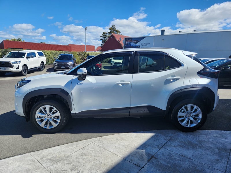 2026 Toyota Yaris Cross GX 1.5P HYBRID AUTOMATI... image 4