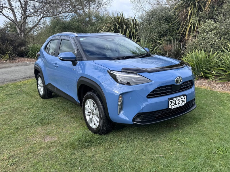 2026 Toyota Yaris Cross GX 1.5P Hybrid FWD Auto... image 3