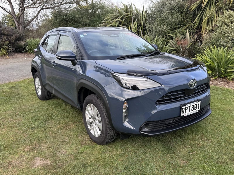2026 Toyota Yaris Cross GX 1.5P Hybrid FWD Auto... image 3
