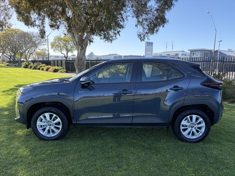 2026 Toyota Yaris Cross GX 1.5P Hybrid FWD Auto... image 5
