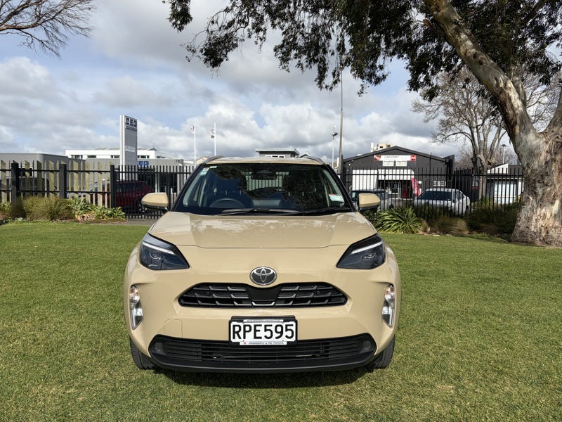 2026 Toyota Yaris Cross GX 1.5P Hybrid FWD Auto... image 2