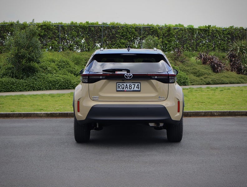 2026 Toyota Yaris Cross Limited 1.5P HEV ECVT F... image 2