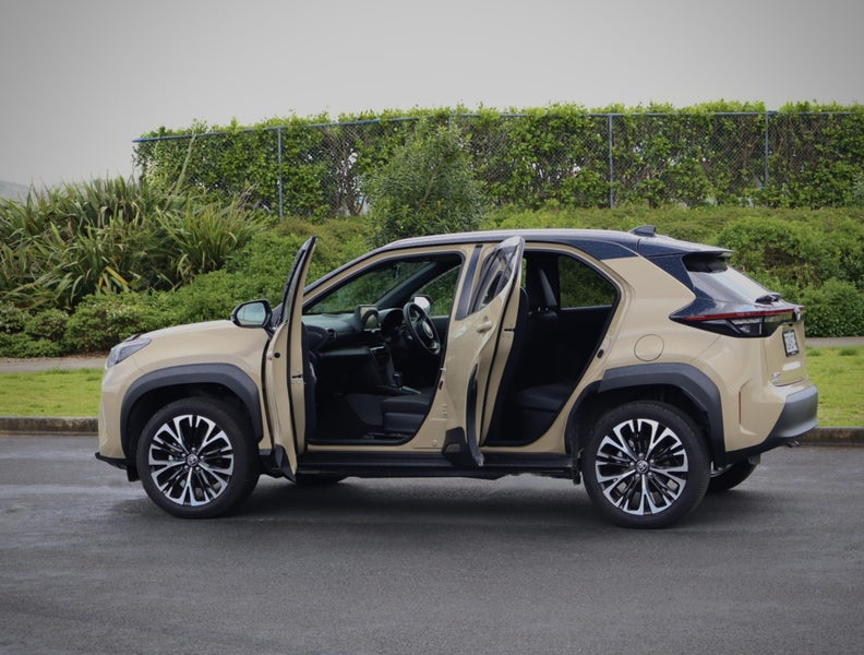 2026 Toyota Yaris Cross Limited 1.5P HEV ECVT F... image 4