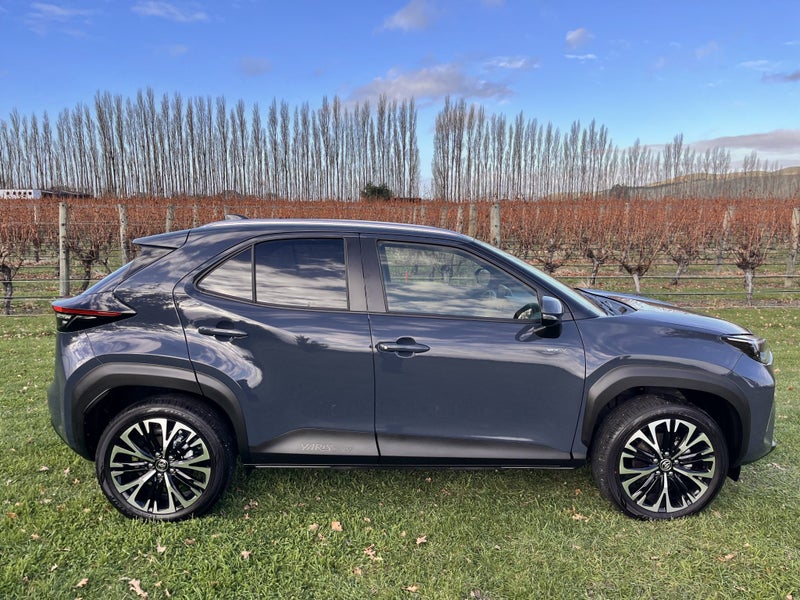 2026 Toyota Yaris Cross Limited 1.5P HEV ECVT F... image 2
