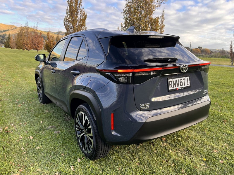 2026 Toyota Yaris Cross Limited 1.5P HEV ECVT F... image 5