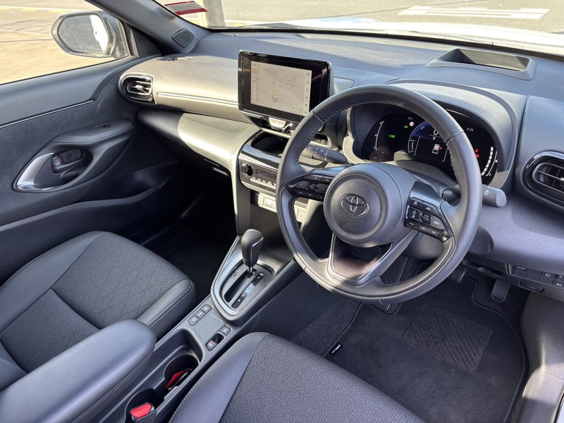 2026 Toyota Yaris Cross Limited 1.5P Hybrid image 3