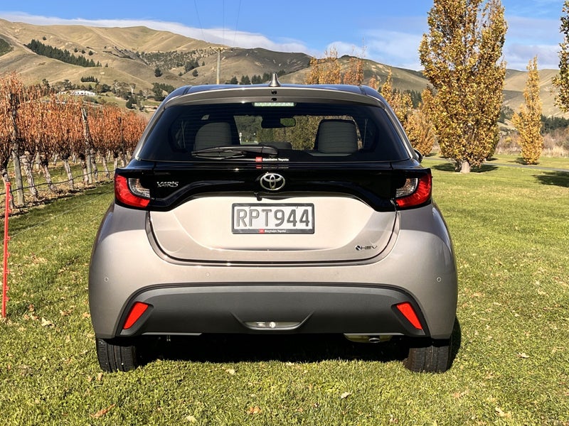 2026 Toyota Yaris GX 1.5P HEV ECVT FWD HB/5D/5S image 4
