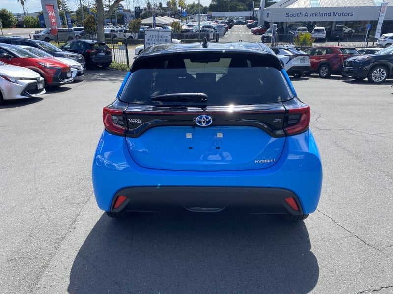 2026 Toyota Yaris ZR 1.5 Hybrid image 3