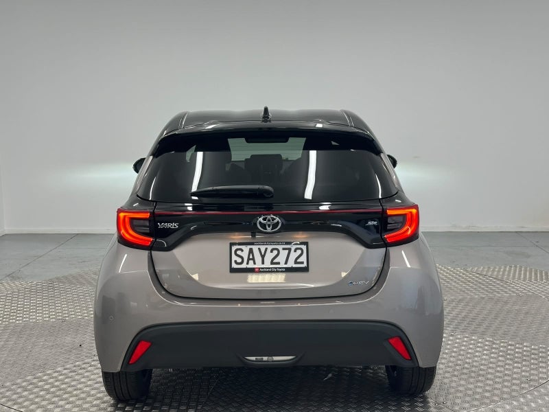2026 Toyota Yaris ZR 1.5P Hybrid FWD image 4