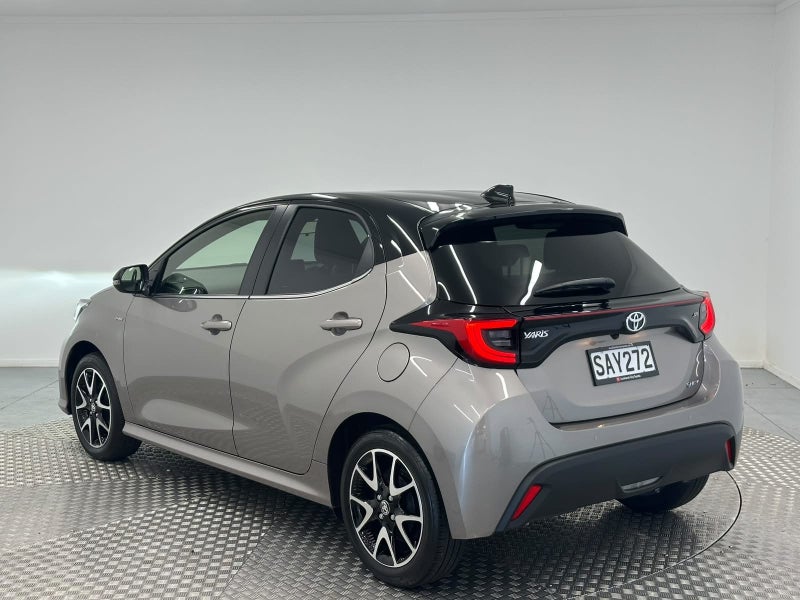 2026 Toyota Yaris ZR 1.5P Hybrid FWD image 5