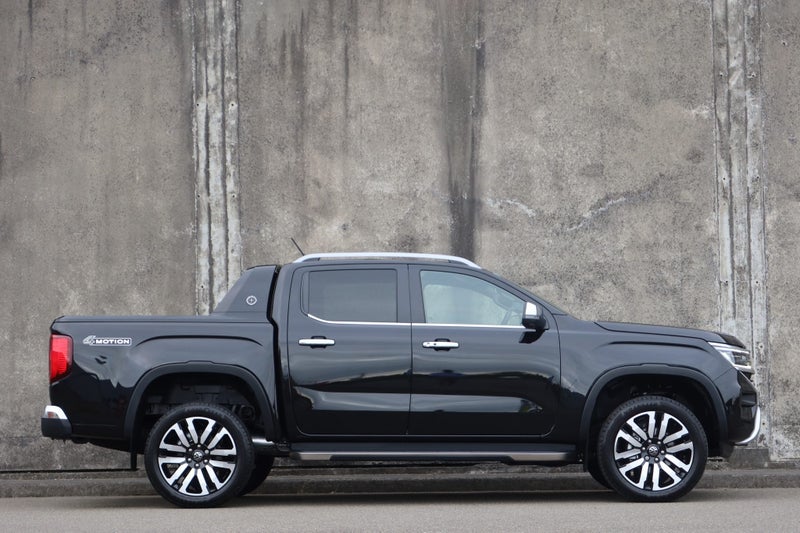 2026 Volkswagen Amarok Aventura Premium image 2