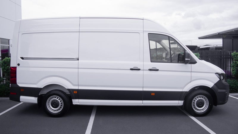 2026 Volkswagen Crafter 35 MWB Auto 103kW image 4