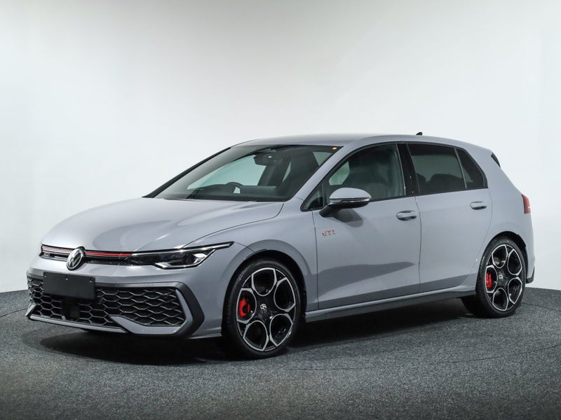 2026 Volkswagen Golf 8.5 GTI 195kW image 3