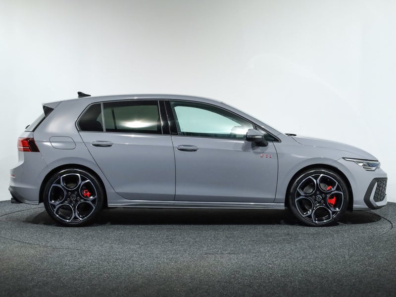 2026 Volkswagen Golf 8.5 GTI 195kW image 4