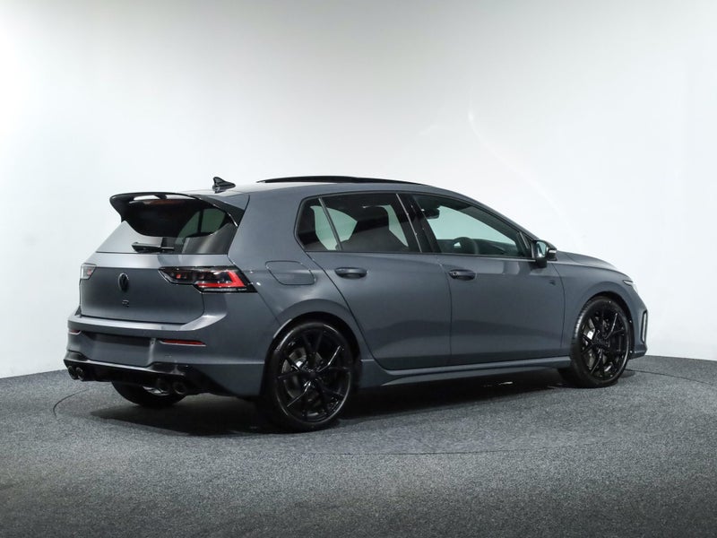 2026 Volkswagen Golf 8.5 R 4Motion 245kW image 5