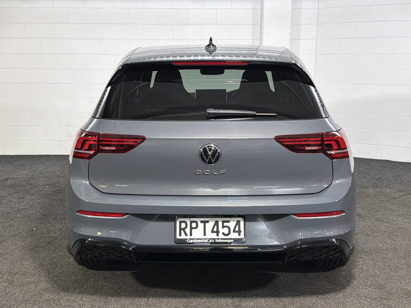 2026 Volkswagen Golf 8.5 R-LINE image 5