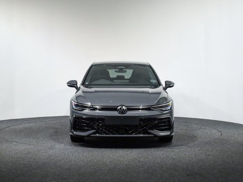 2026 Volkswagen Golf 8.5 R-Line 110kW image 3