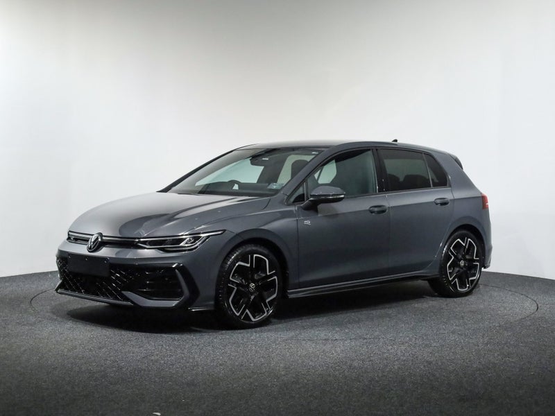 2026 Volkswagen Golf 8.5 R-Line 110kW image 4