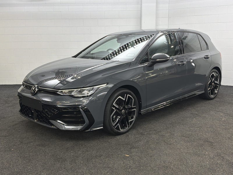 2026 Volkswagen Golf 8.5 R-LINE image 3