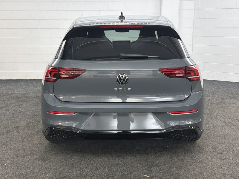 2026 Volkswagen Golf 8.5 R-LINE image 4