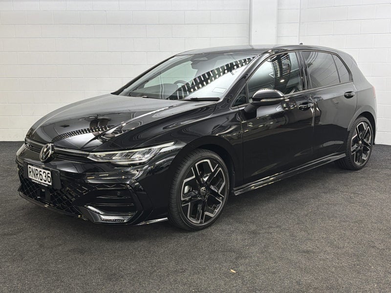 2026 Volkswagen Golf 8.5 R-LINE image 2
