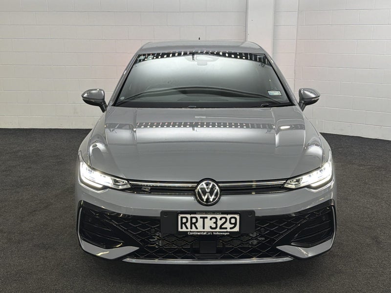 2026 Volkswagen Golf 8.5 R-LINE image 3