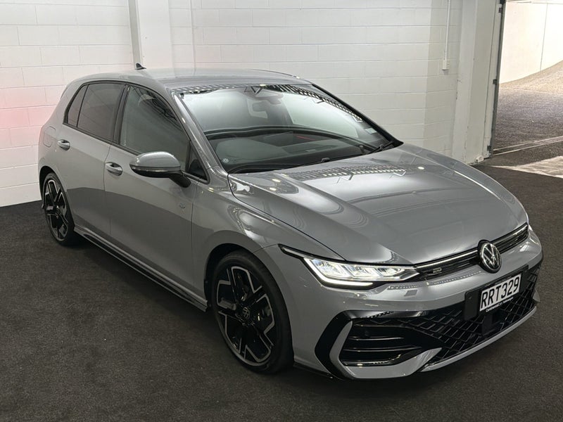 2026 Volkswagen Golf 8.5 R-LINE image 5